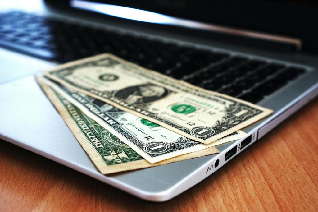How to Make Money with AI in 2026: 7 Proven Income Streams Anyone Can Start&nbsp;Today